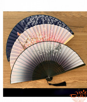 Віяло  вінтажне з шовку та бамбуку,  L = 21 см, п\о 38 см.