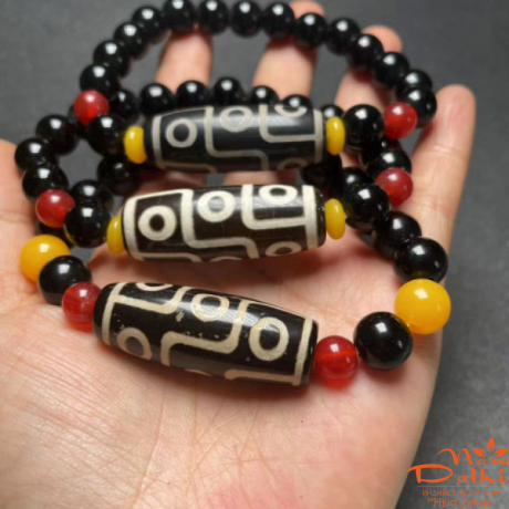 Браслет с бусиной ДЗІ 9 очей- з чорним агатом Браслет с бусиной ДЗІ 9 очей- з чорним агатом