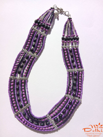 Намисто  бузкове з  бісеру.Індія.