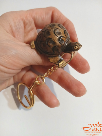 Брелок Черепаха з  дерева. Індія