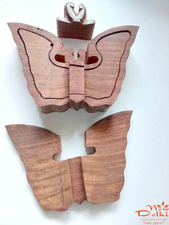 Скринька &quot;Метелик&quot; з секретом з червоного дерева шишам. Індія