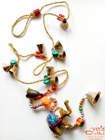 Дзвіночки, слоники на шнурі . Індія