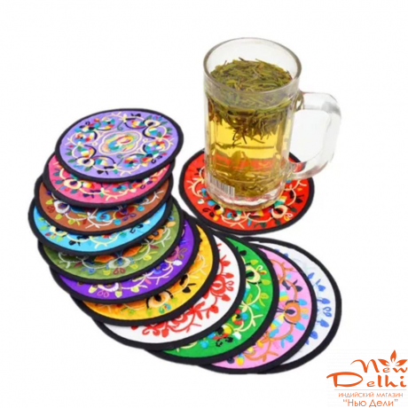 Вінтажні підставки під чашку  з вишивкою, 13 см, 1 шт.