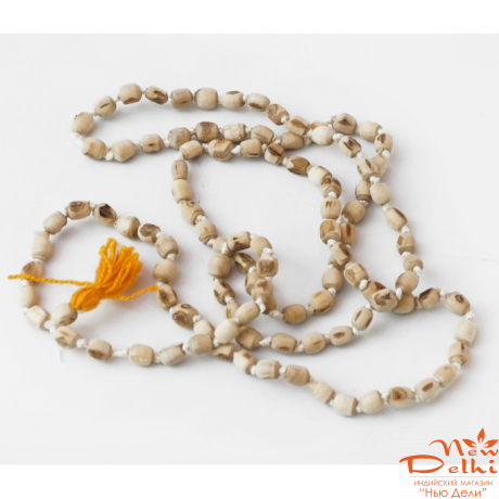 Четки Туласі , діаметр намистин 7 мм, довжина 48 см.Індія