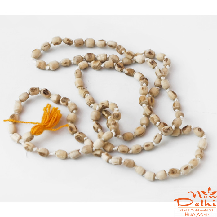 Четки Туласі , діаметр намистин 7 мм, довжина 48 см.Індія