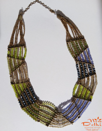 Намисто   з  бісеру (салатове) .Індія.